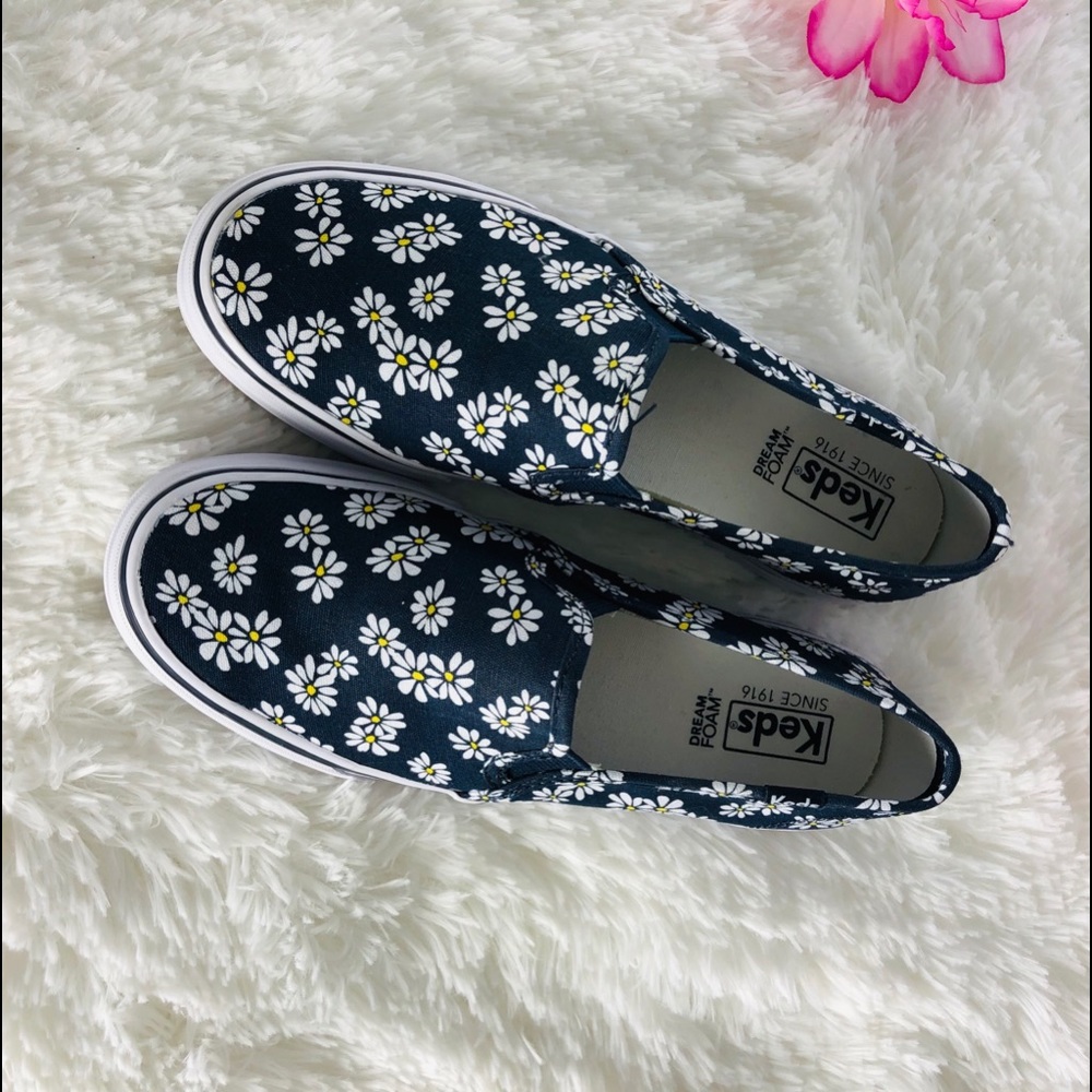 Keds women’s double decker retro daisy